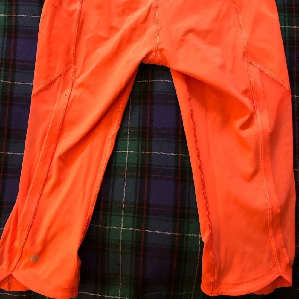 Lululemon Capri leggings - Picture 6 of 6
